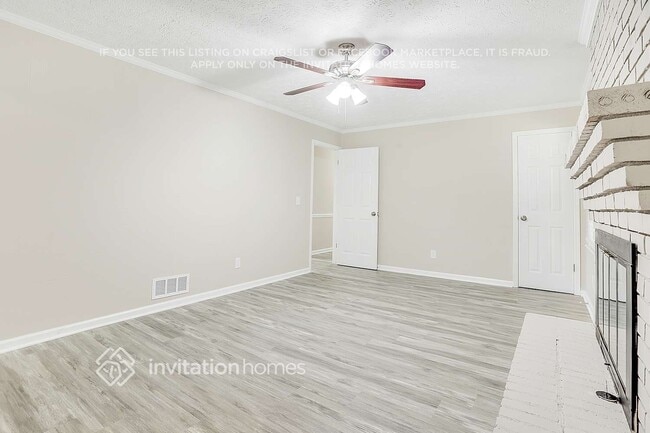 Photo - 3074 Dover Ln