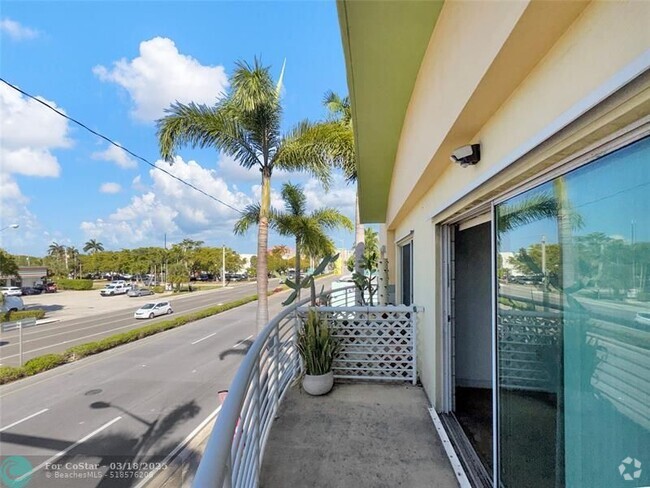 Building Photo - 200 E Dania Beach Blvd Rental