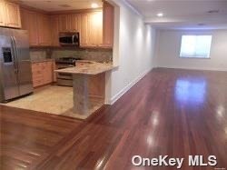 Photo - 171 Great Neck Rd Unit 2M