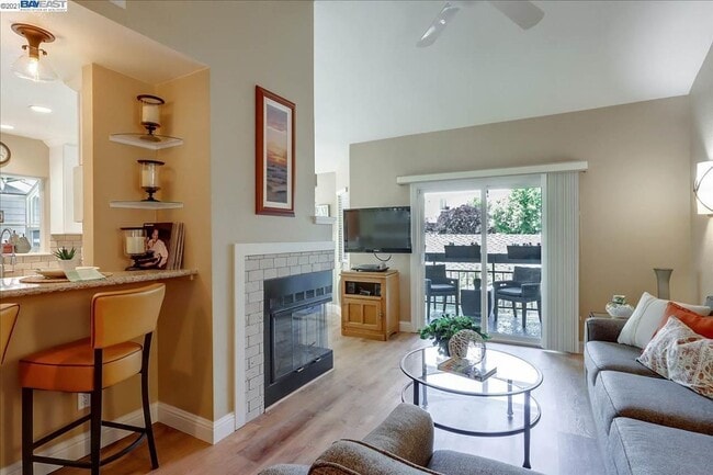 Photo - Luxury Canyon Meadows Condo – Stunning Vie... Unit D