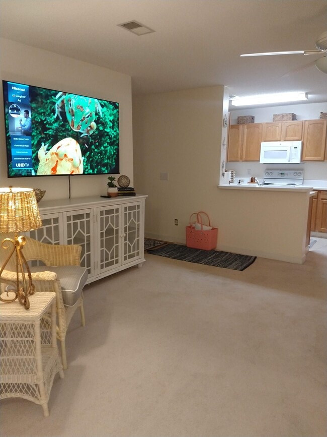 Photo - 4384 Daphne Ln Unidad C