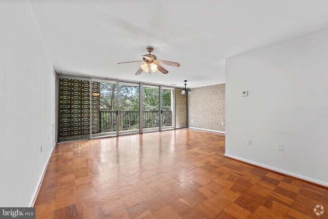 Building Photo - 4420 Briarwood Ct N Unit 25 Rental