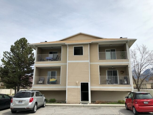 Photo - 818 Gatewood Dr