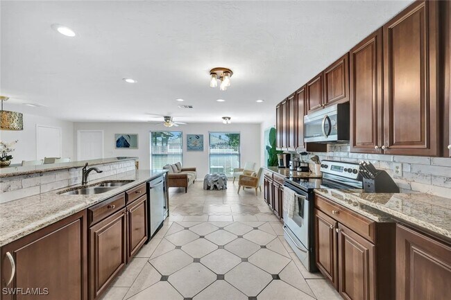 Photo - 724 102nd Ave N
