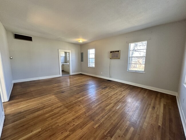 Photo - 1126 Escambia St