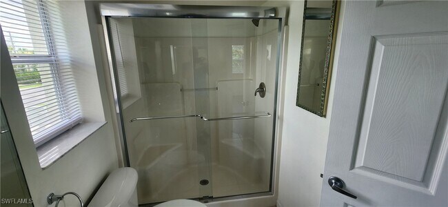 Building Photo - 4925 Sandra Bay Dr Unit 205