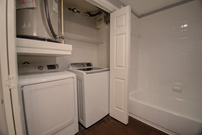 Photo - 2320 Gracy Farms Ln Unit 1332