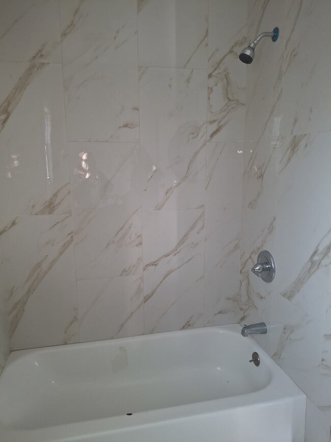 Photo - 400 Orange St