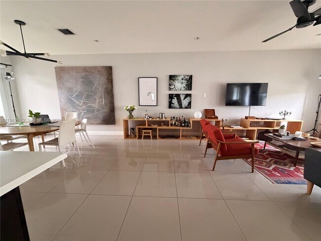 Photo - 10416 NW 66th St