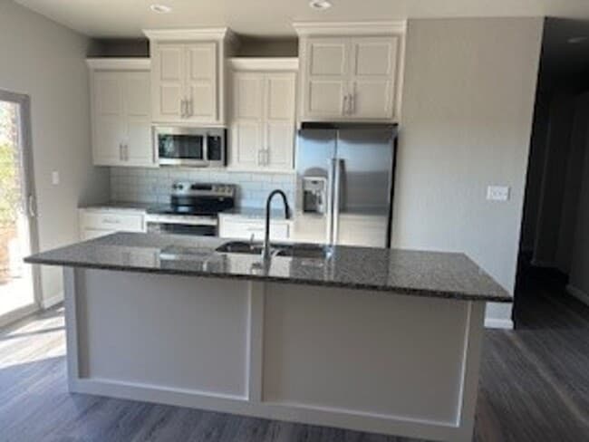 Photo - 119 SE Tattershall Way
