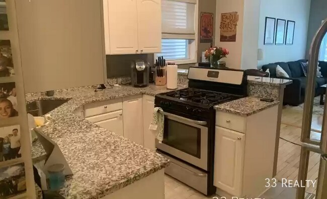 2711 N Magnolia-1F - 2711 N Magnolia-1F Apartment Unit 1F