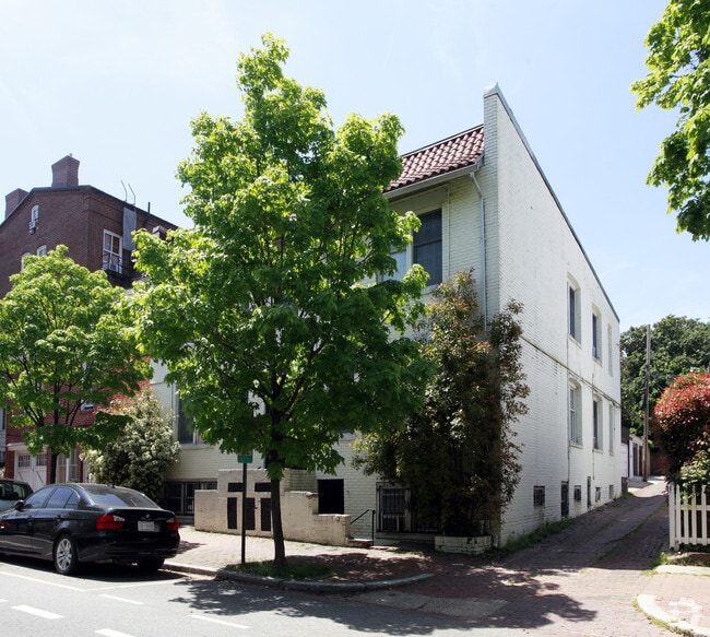 Georgetown Flats