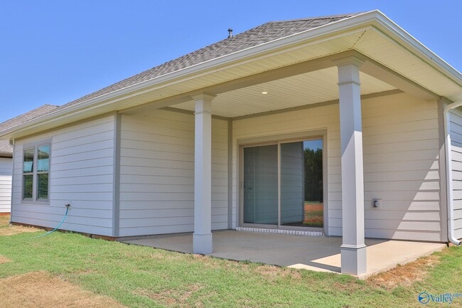Photo - 162 Fenwick Pl