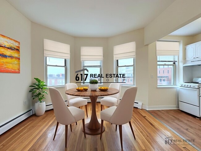 Building Photo - 64 Brighton Ave Unit 404