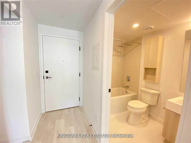 Photo - 180 Mill St Unité S803