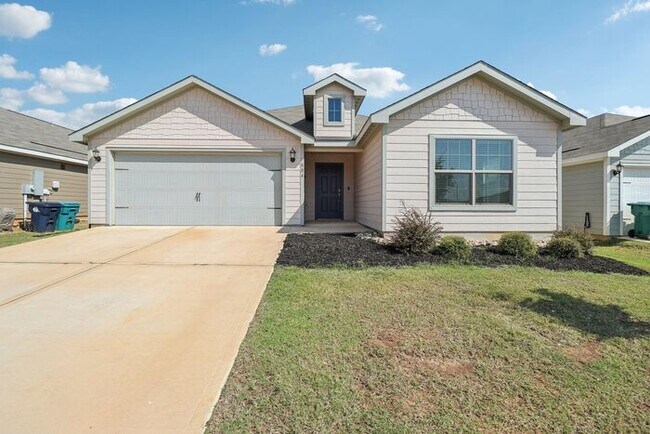 Photo - 612 Trinity Trl