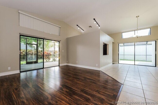 Photo - 21020 Woodspring Ave