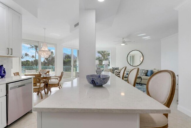 Photo - 2000 Jimmy Buffett Mem Hwy Unidad N104