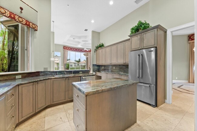 Photo - 7081 Mallorca Crescent