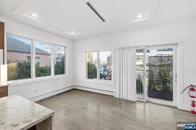 Photo - 12 Orchard St