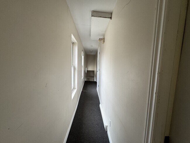 Photo - 192 Archibald St Unit 4