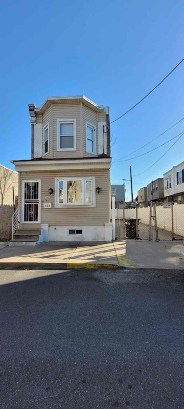 Photo - 312 Bailey St Casa