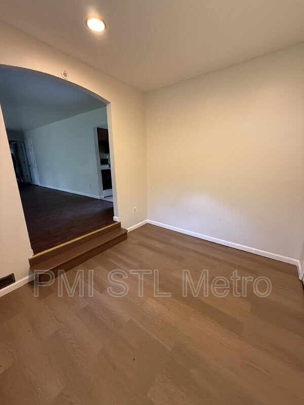 Photo - 1510 Trampe Ave
