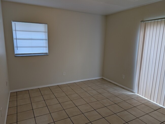 Photo - 124 S Montclair Ave Unidad 124-S