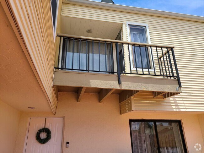 Building Photo - 11999 Shakerwood Ln Rental
