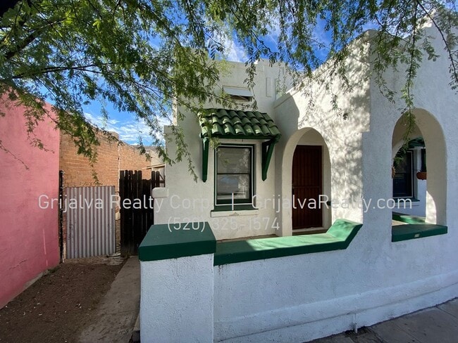 Building Photo - 215 N Bean Ave Unit 215 Rental