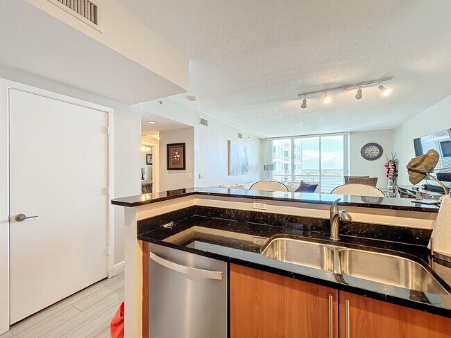 Photo - 1551 N Flagler Dr Unit 1212