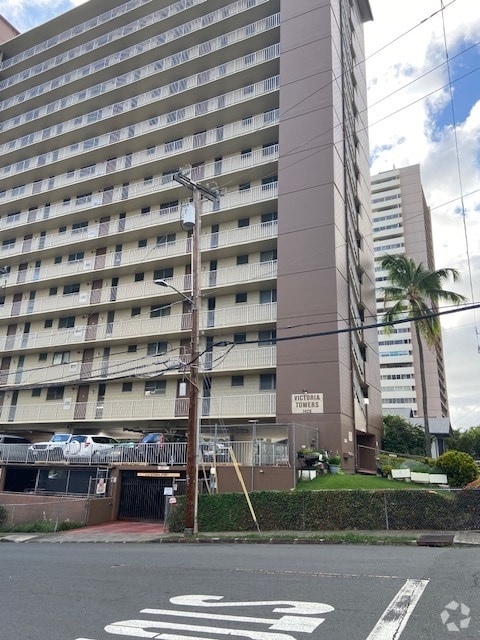 Building Photo - 1420 Victoria St Unit 1202 Rental