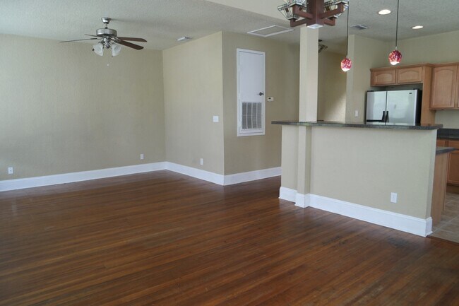 pa-757 King Street (Quadplex) - pa-757 King Street (Quadplex) Apartamento Unidad 757 King St  102