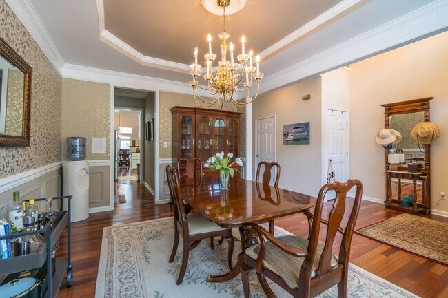 Photo - Luxury Golf Course Town Home with Master S...