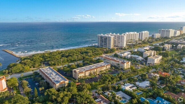 Building Photo - 1111 S Ocean Blvd Unit 123 Rental