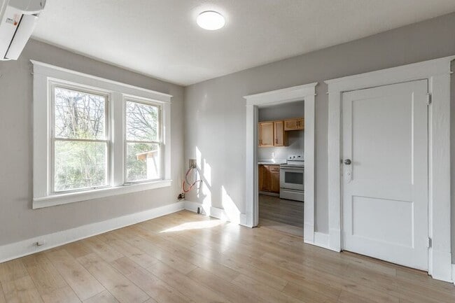 Photo - 2117 Foust St