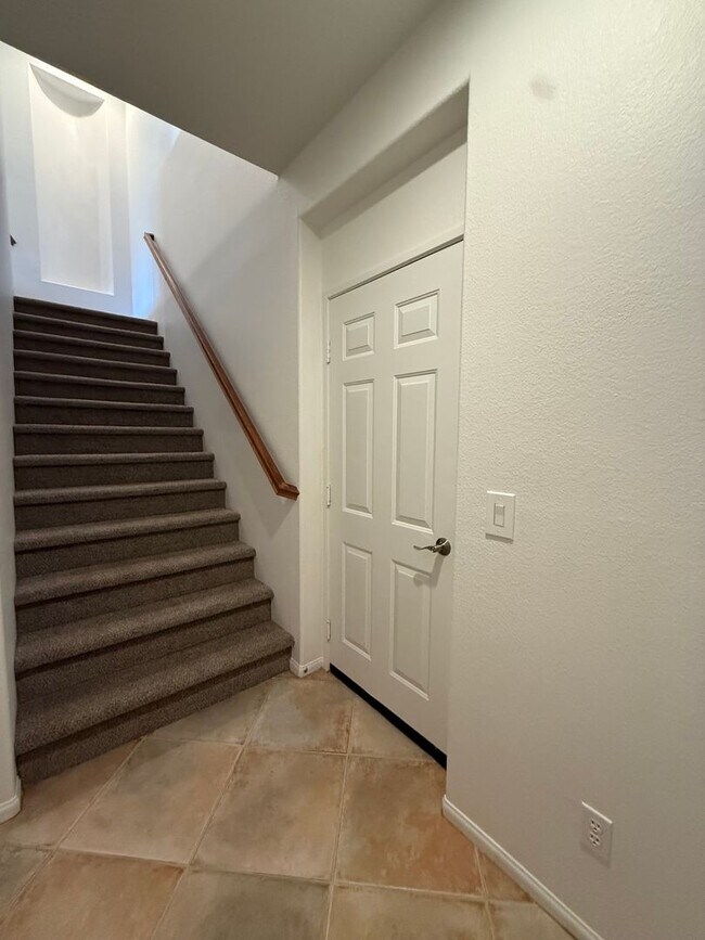 2810 Piantino Cir