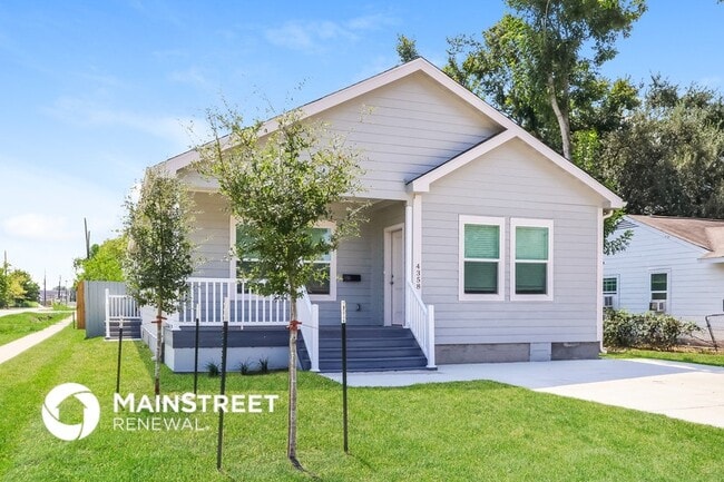 Photo - 4358 Larkspur St