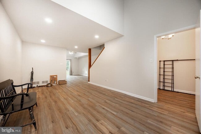 Photo - 1104 St Michaels Ct