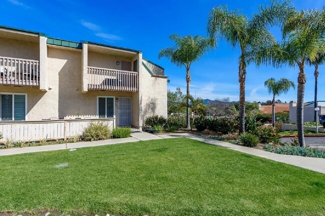 Building Photo - 712 Silver Dr Rental