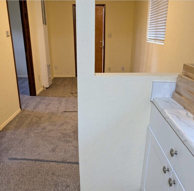 Kit to Living - 2416 N Main St Unit 1