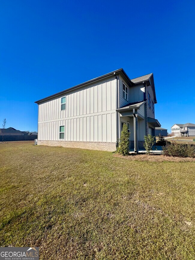 Photo - 128 Rolling Mdw Wy