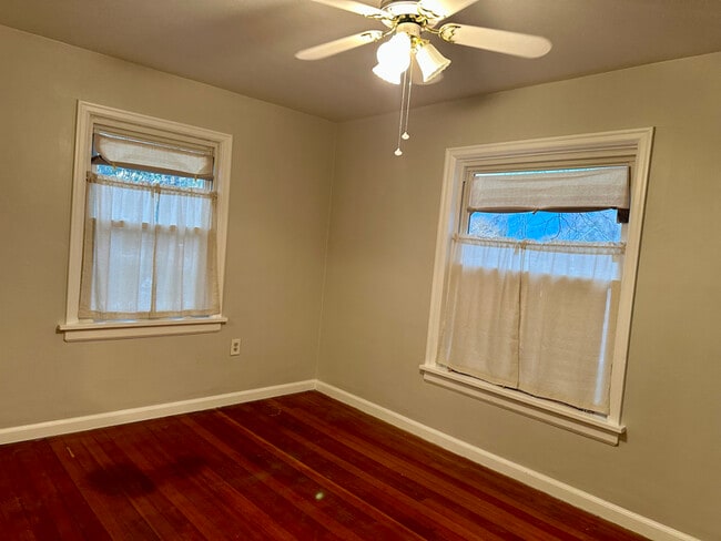 Photo - 114 Taulman St