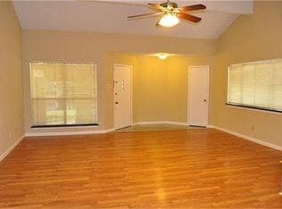 Photo - 2426 Planters Row