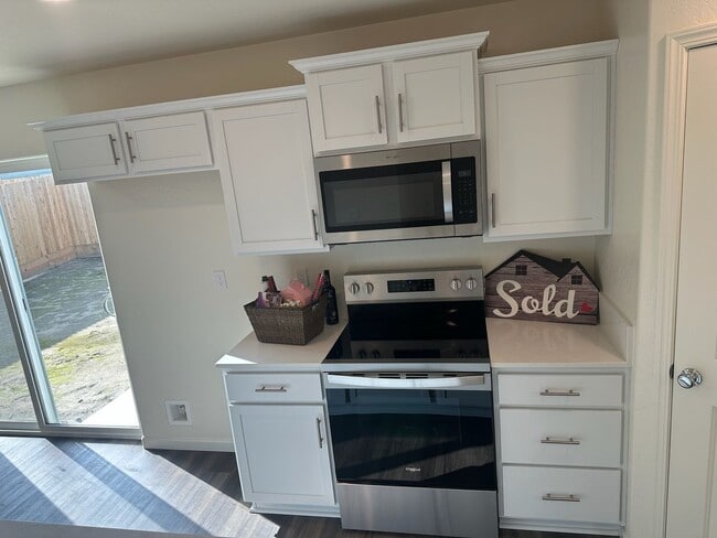 Photo - 793 Wild Oak St