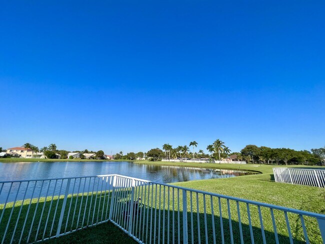 Photo - 18859 La Costa Ln