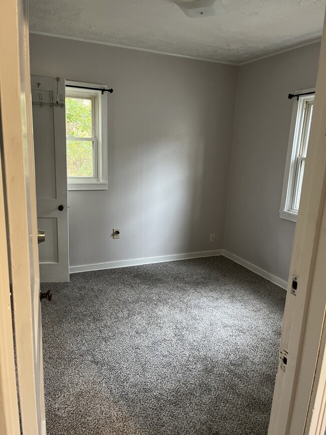 Photo - 1329 N Jenison Ave