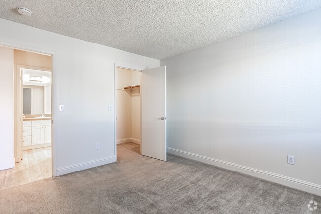 1HAB, 1BA - 600 ft²