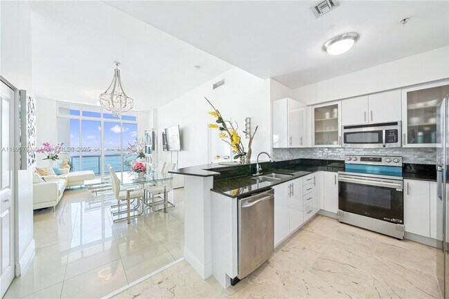 Photo - 7900 Harbor Island Dr Unit PH14