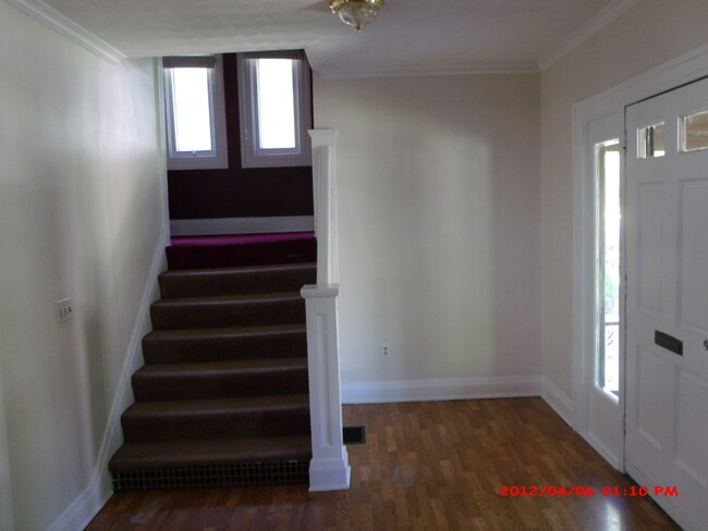 Photo - 531-954 MANHATTAN Unit 954 Manhattan Ave